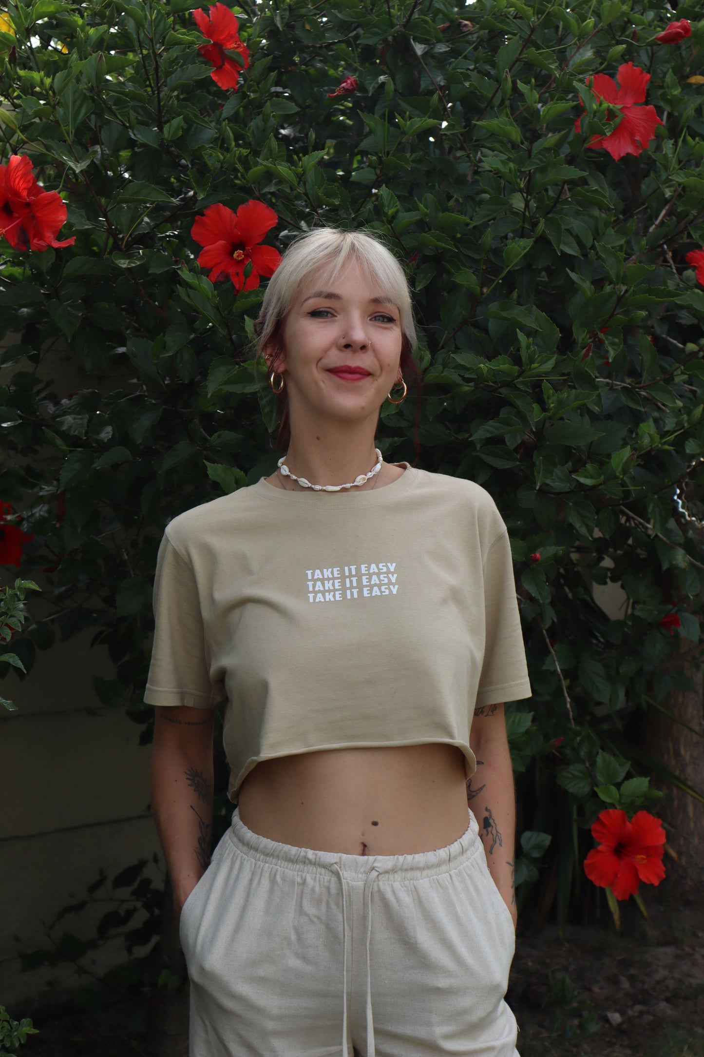 'TAKE IT EASY' Cropped Beige Tee